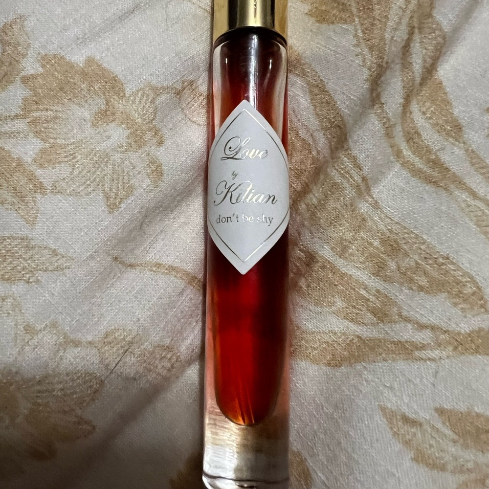 Kilian Love Don't Be Shy Perfume - Red